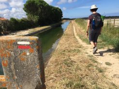 We followed the Red and White markers of the Historical Way