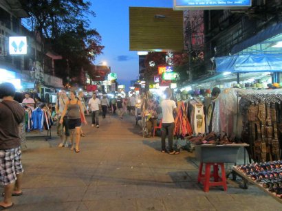 Khao San Road shopping/bar street